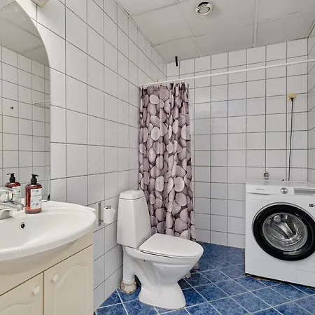 Authentic And Spacious In Centre *