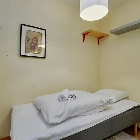Authentic And Spacious In Centre Bergen
